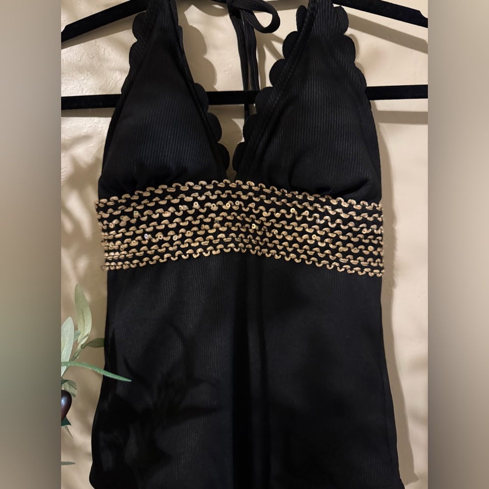 Cupshe Black Scalloped One-Piece Swimsuit - Picture 6 of 8